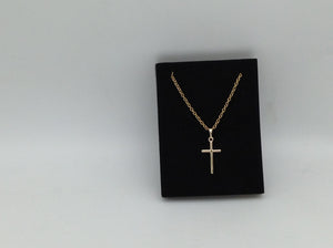 SMALL GOLD PLATED CHAIN AND CRUSIFIX PENDANT